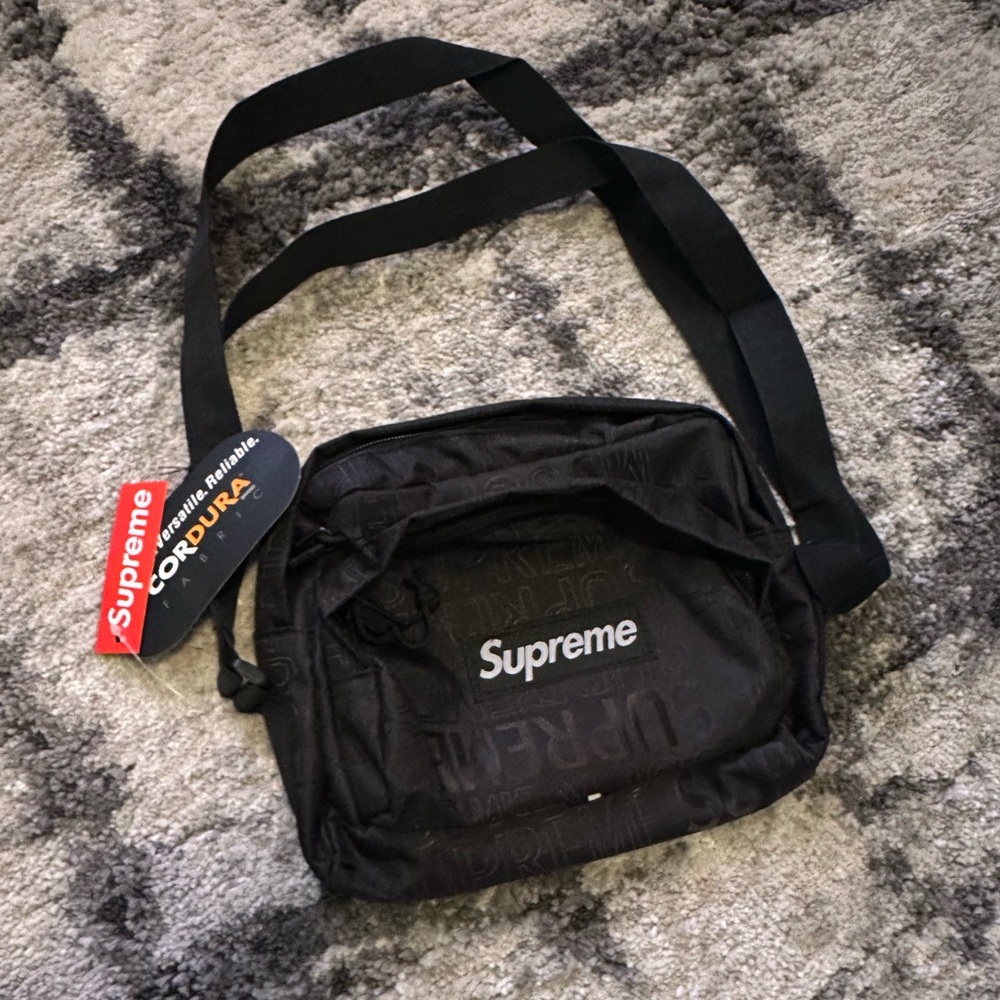 Supreme shoulder/side bag